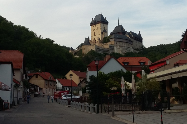 Karlštejn - cabriovikend.cz